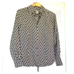Stunning Ann Taylor patterned brown & cream blouse